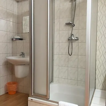 Zum Gruenen Tor Penzion 3*